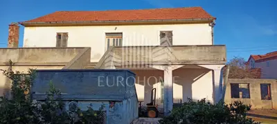 Kuća 320 m², Sukošan - 200 m od mora - 2