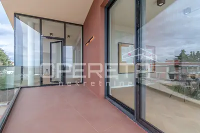 Poslovna zgrada 555 m², Poreč - lako dostupna lokacija - 16