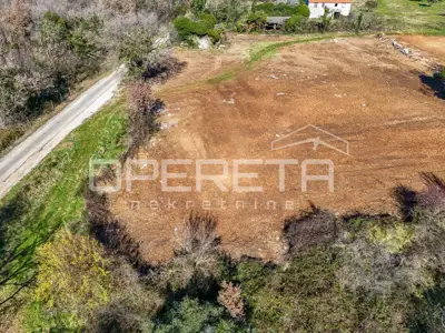 Istria, Tar - land with an Istrian farmhouse - 9