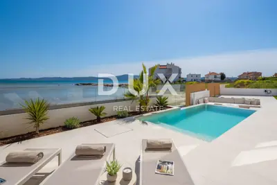 Villa 174 m², Sukošan - erste Reihe zum Meer - 22