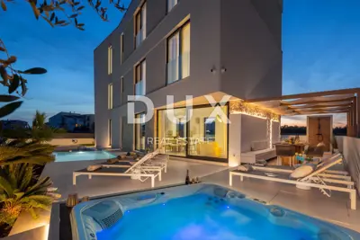 Villa 174 m², Sukošan - erste Reihe zum Meer - 10