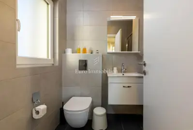 Istra - moderna vila s bazenom i uređenom okućnicom - 14