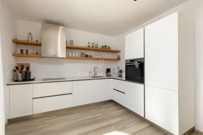 Istra - moderna vila s bazenom i uređenom okućnicom - 8