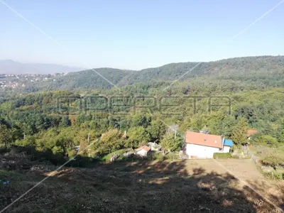 Baugrundstück 2 874 m², Borčec, Blick und Zugang von zwei Straßen - 2