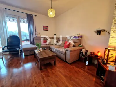 Wohnung 145 m², Srdoči - zweigeschossig 4 Schlafzimmer und Wohnzimmer