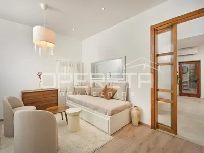 Steinhaus 180 m², Kaštel Novi am Meer und Liegeplatz für ein Boot - 3