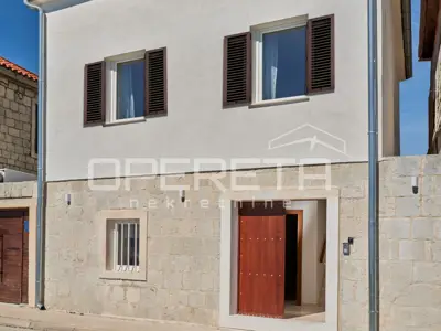 Steinhaus 180 m², Kaštel Novi am Meer und Liegeplatz für ein Boot - 18