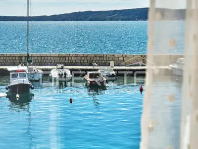 Steinhaus 180 m², Kaštel Novi am Meer und Liegeplatz für ein Boot - 5