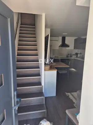 House 115 m², Punat - 2 residential units - 13