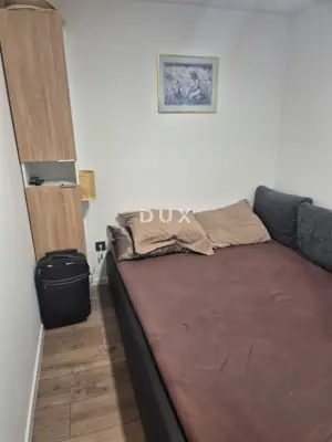 House 115 m², Punat - 2 residential units - 18