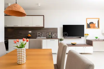 Wohnung 75 m², Mimice, Meerblick und Pool - 11