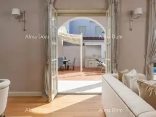 Vila 33 m², Poreč - bazen i privatnost