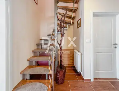 Haus 505 m², Oprić - 5 Wohneinheiten - 20