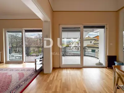 Haus 505 m², Oprić - 5 Wohneinheiten - 14
