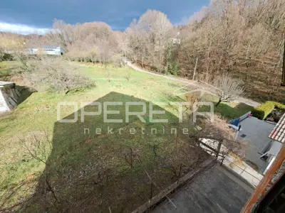 Zemljište 1.373 m², Šestine - zelenilo i pogled - 3