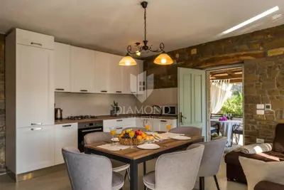 Villa 100 m², Oprtalj surroundings - pool and panoramic views - 10