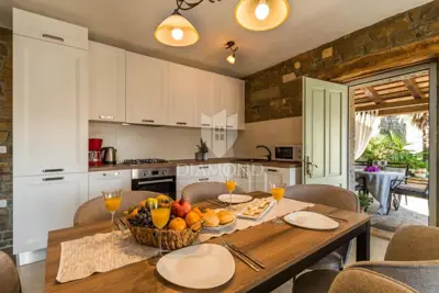 Villa 100 m², Oprtalj surroundings - pool and panoramic views - 11
