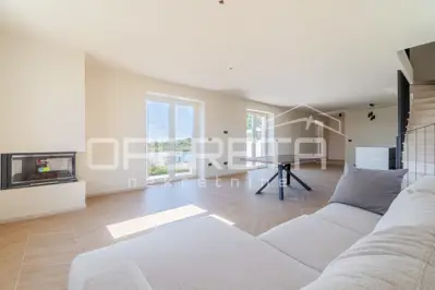 House for sale in Buje, 200 m²