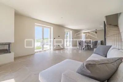 House for sale in Buje, 200 m² - 9