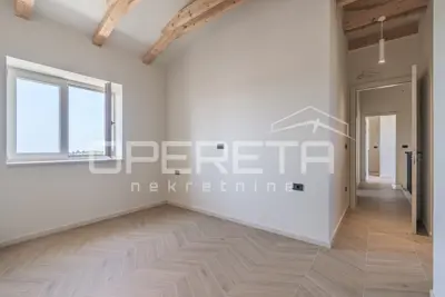 House for sale in Buje, 200 m² - 22