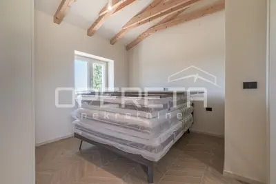 House for sale in Buje, 200 m² - 15
