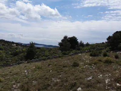Rogoznica (mirna lokacija): Zemljište 569 m² s prekrasnim pogledom