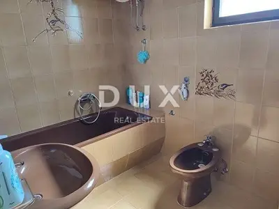 Haus 300 m², Škatari - ruhige Lage in einer Sackgasse - 20