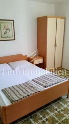Samostojeća kuća s 10 apartmana, 80m do mora! - 15