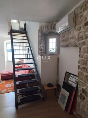 Stan 150 m², Šibenik - prvi red do mora i pogled na more - 2