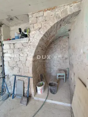 Stan 150 m², Šibenik - prvi red do mora i pogled na more - 14