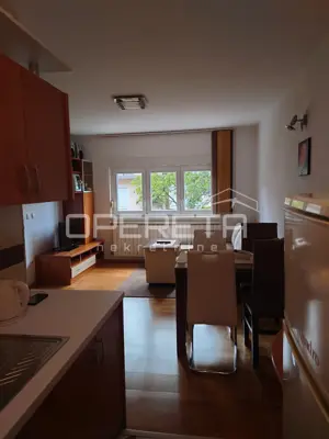 House 260 m², Vrapče - two separate apartments - 14
