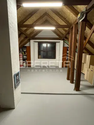 House 260 m², Vrapče - two separate apartments - 22