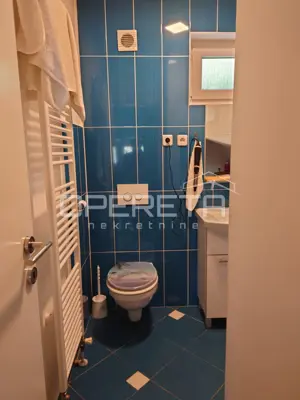 House 260 m², Vrapče - two separate apartments - 16
