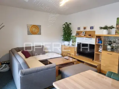 House 260 m², Vrapče - two separate apartments - 2