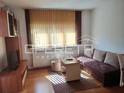 House 260 m², Vrapče - two separate apartments - 10