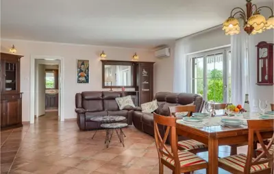 Ferienhaus in Poreč, 1560 m² Garten und Privatsphäre - 17