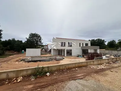 Villa in Labin, beheizter Pool und Sommerküche - 2