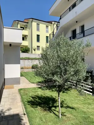 Kostrena, 1S+DB, samostojeća kuća s vrtom i okućnicom - 12