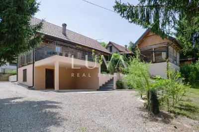 Estate 191 m², Tušilović - by the Korana and private bathing area