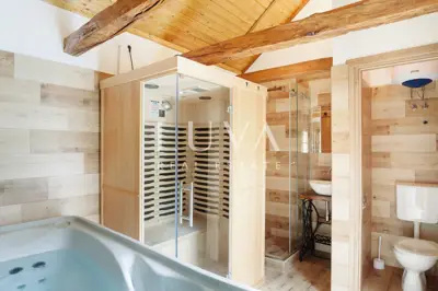 Estate 191 m², Tušilović - by the Korana and private bathing area - 12