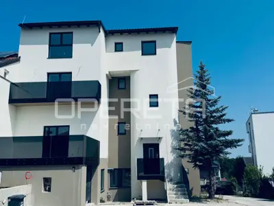 Prodaja, Stan, Centar, Pantovcak, 3s, 72 m² - 10