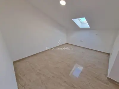 Wohnung zum Kauf in Njivice, 67,7 m² - 2