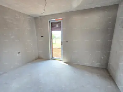 Pula Veli Vrh. Erdgeschosswohnung mit Garten! Im Bau! - 7
