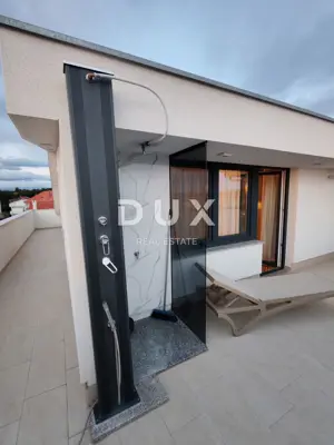 Apartment 195.4 m², Petrčane - 3 apartments, second row to the sea - 17