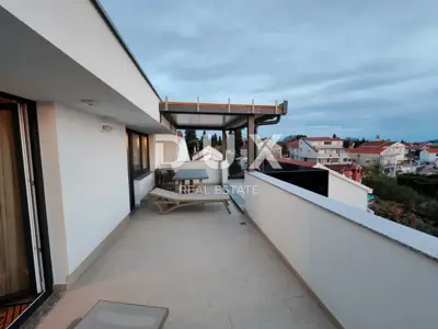 Apartment 195.4 m², Petrčane - 3 apartments, second row to the sea - 19