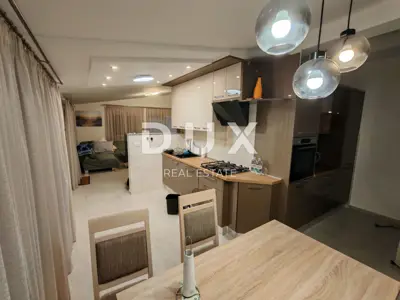 Apartment 195.4 m², Petrčane - 3 apartments, second row to the sea - 9