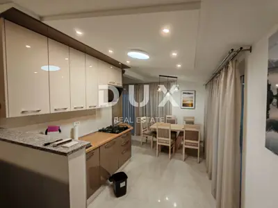 Apartment 195.4 m², Petrčane - 3 apartments, second row to the sea - 7