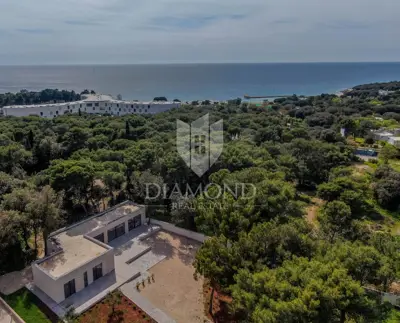 Villa 155 m², Rovinj - ruhige Straße in der Nähe des Strandes - 19