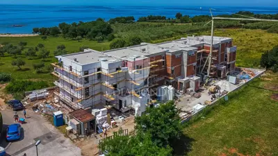 Umag, okolica - moderna kuća 1.red do mora! - 7