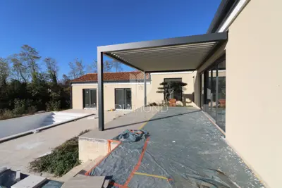 Haus zum Kauf in Labin, 182 m² - 2